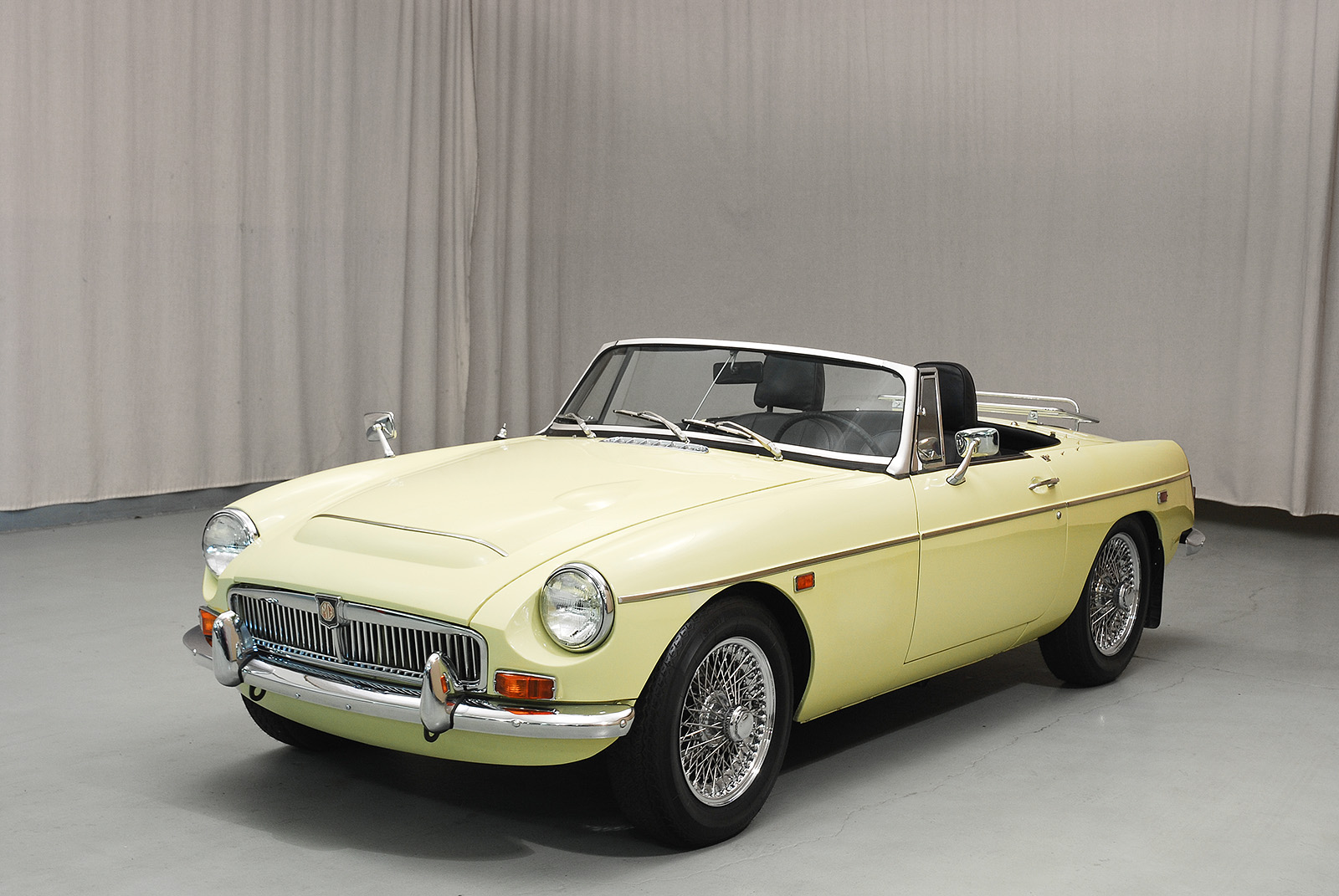 1969 MG MGC Base | Hagerty Valuation Tools®
